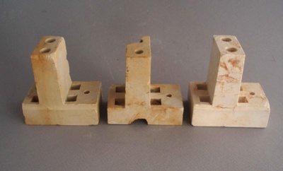Electrical fittings; Crown Lynn Technical Ceramics Limited; 1940-1980; 2010.1.34.1-3