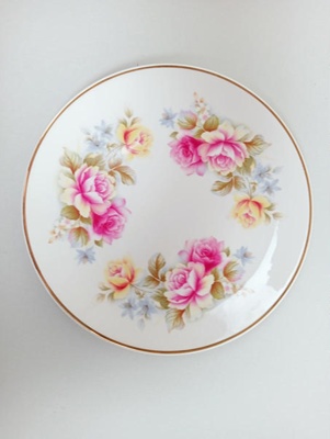 Side Plate - Angelique; Crown Lynn Potteries Limited; 1980s; 2016.48.107