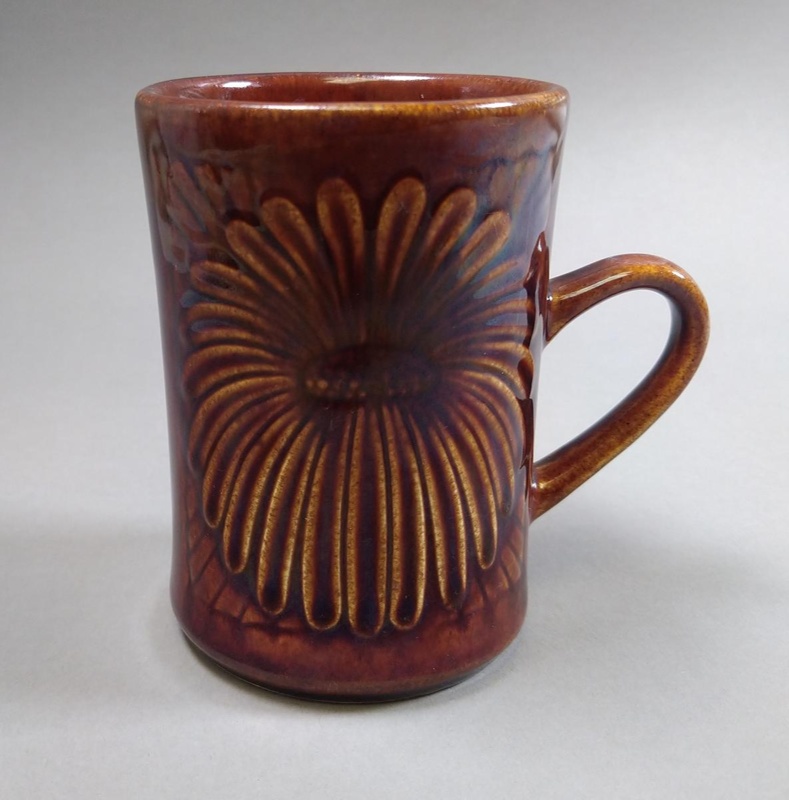 Mug; Titian Potteries (1965) Limited; 1971-1985; 2016.57.3