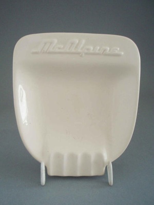 Ashtray; Amalgamated Brick and Pipe Company Limited; 1945-1960; 2008.1.193