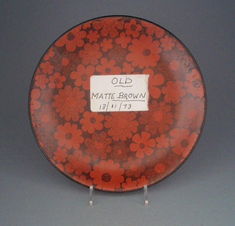 Bread and butter plate - glaze sample; Crown Lynn Potteries Limited; 1972-1973; 2008.1.1772