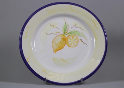 Dinner plate; Studio Ceramics NZ Ltd; 1991-2017; 2017.1.148