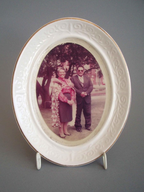 Photo frame - Maori couple