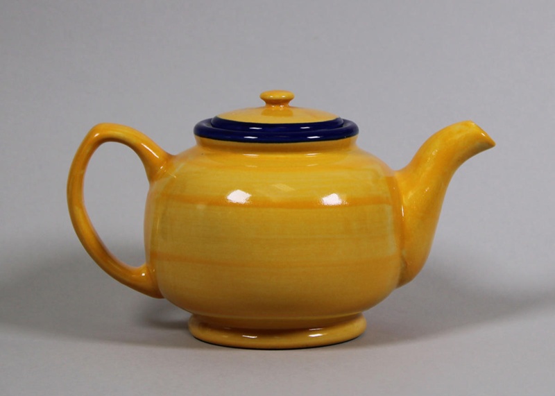 Teapot - temuka; Studio Ceramics NZ Ltd; 2017.1.238