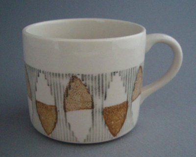 Coffee cup - Image pattern; Crown Lynn Potteries Limited; 1964-1968; 2008.1.2402