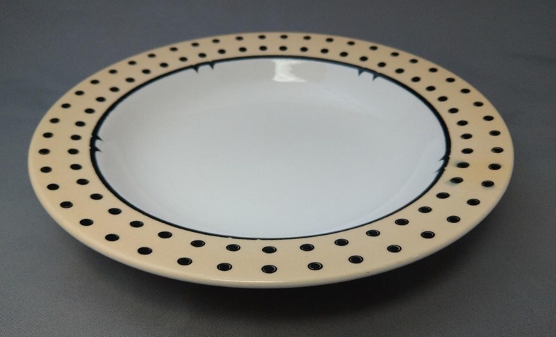 Bowl - Florence pattern; Crown Lynn Potteries Limited; 1988-1989; 2016.17.8