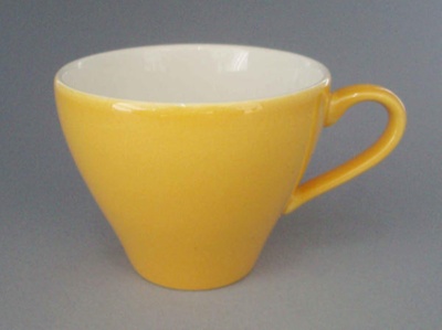 Cup - Colour glaze; Crown Lynn Potteries Limited; 1960-1968; 2008.1.700