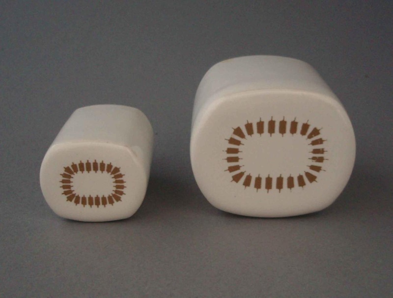 Two handles - Trend pattern; Crown Lynn Technical Ceramics Limited; 1976-1989; 2009.1.1829.1-2