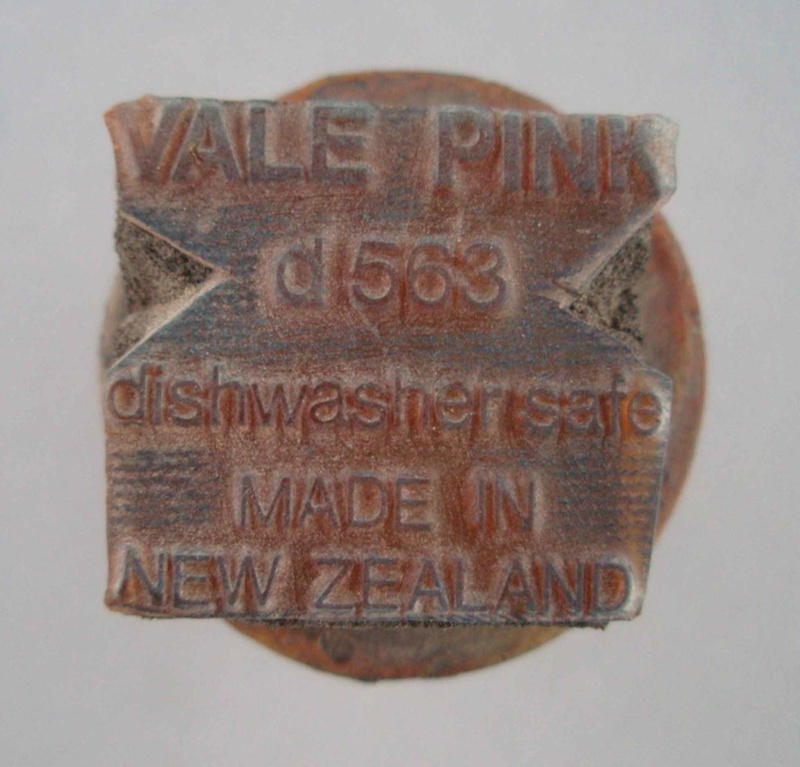 Backstamp - Vale pink; Crown Lynn Potteries Limited; 1975-1989; 2008.1.1692