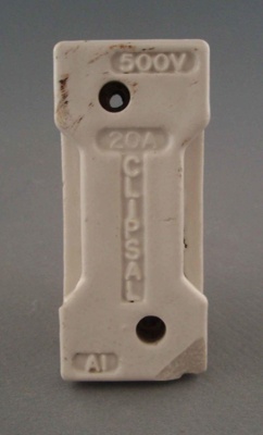 Fuse holder - Clipsal; Crown Lynn Technical Ceramics Limited; 1930-1970; 2009.1.1486