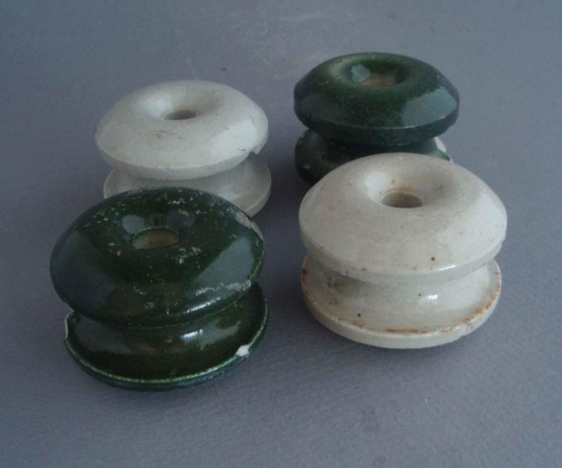 Bobbin insulators; Crown Lynn Technical Ceramics Limited; 1940-1980; 2010.1.12.1-4