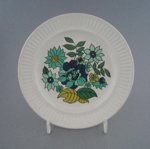 Bread and butter plate - Carissima pattern; Crown Lynn Potteries Limited; 1969-1979; 2009.1.1032