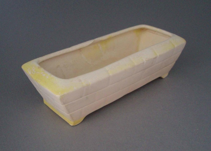 Trough; Crown Lynn Potteries Limited; 1946-1960; 2008.1.1447