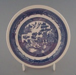 Bread and butter plate - Blue Willow pattern; Crown Lynn Potteries Limited; 1983-1989; 2008.1.2201