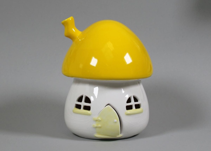 Ornament - fairy house; Studio Ceramics NZ Ltd; 2017.1.263