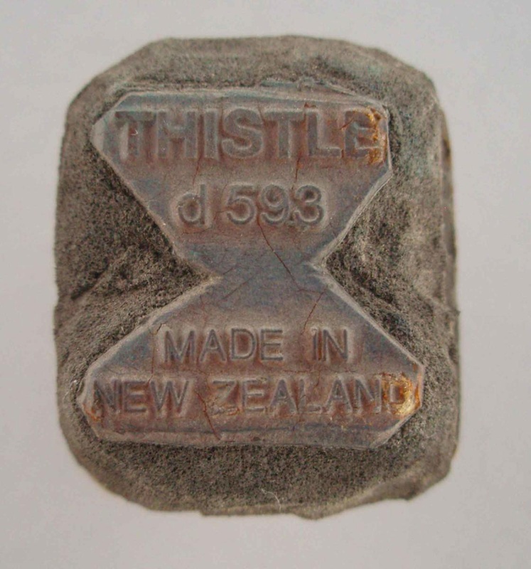 Backstamp - Thistle; Crown Lynn Potteries Limited; 1975-1985; 2008.1.1702