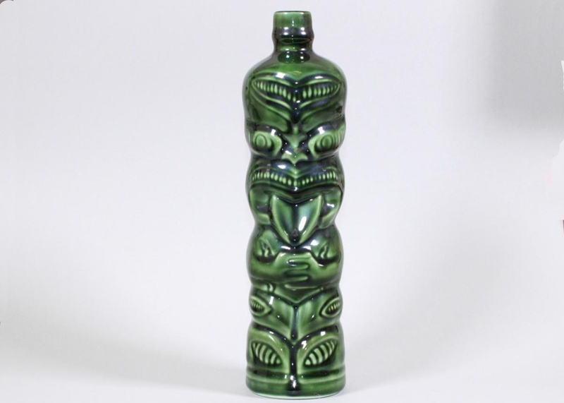 Bottle - Ti-toki; Studio Ceramics NZ Ltd; 2017.1.266