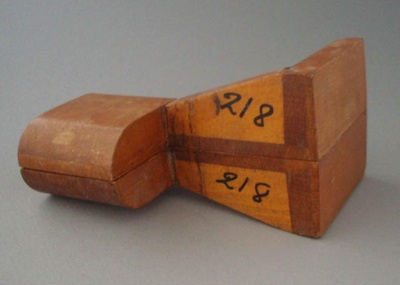Wooden pattern - flatware pushrod bracket; Unknown; 1950-1985; 2008.1.2470.1-3