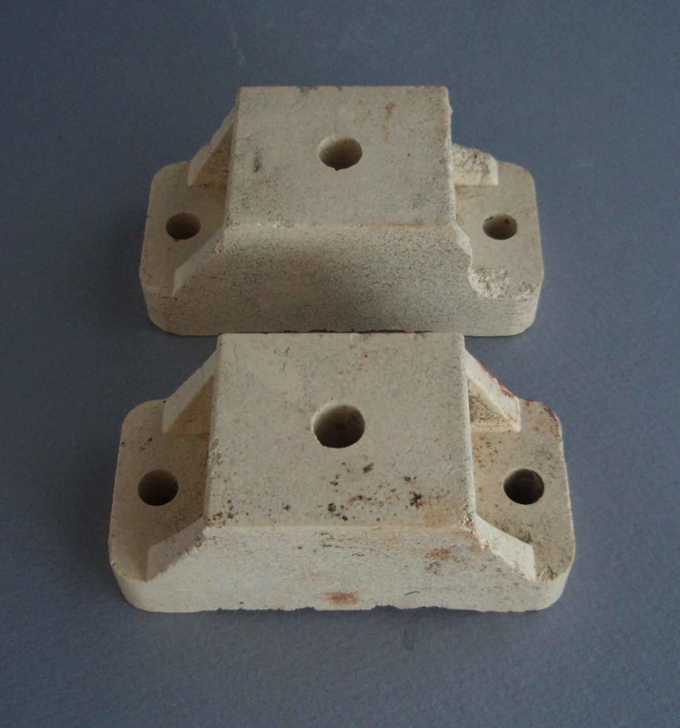 Pair of electrical insulators; Crown Lynn Technical Ceramics Limited; 1940-1980; 2010.1.24.1-2