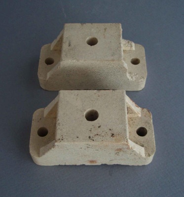 Pair of electrical insulators; Crown Lynn Technical Ceramics Limited; 1940-1980; 2010.1.24.1-2