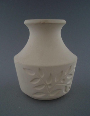 Leaf spray vase - bisque; Crown Lynn Potteries Limited; 1965-1979; 2009.1.325