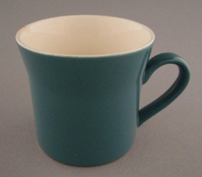 Cup - Colour glaze; Crown Lynn Potteries Limited; 1971-1985; 2008.1.1913