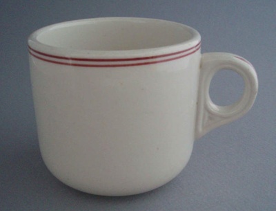 Cup; Crown Lynn Potteries Limited; 1959-1980; 2008.1.1524