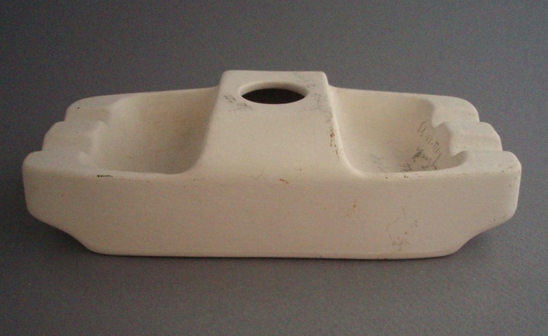 Ashtray - bisque; Crown Lynn Potteries Limited; 1983; 2009.1.77