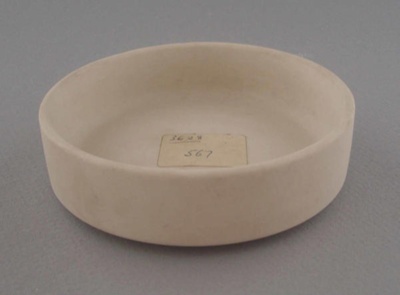 Ashtray - bisque; Crown Lynn Potteries Limited; 1978-1989; 2009.1.1140