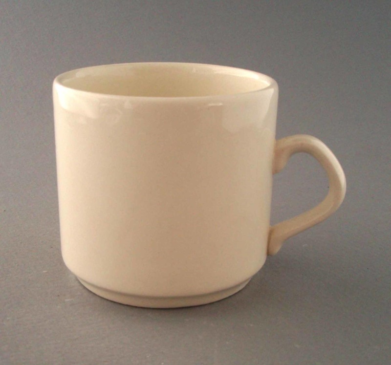 Cup; Crown Lynn Potteries Limited; 1975-1989; 2009.1.1555