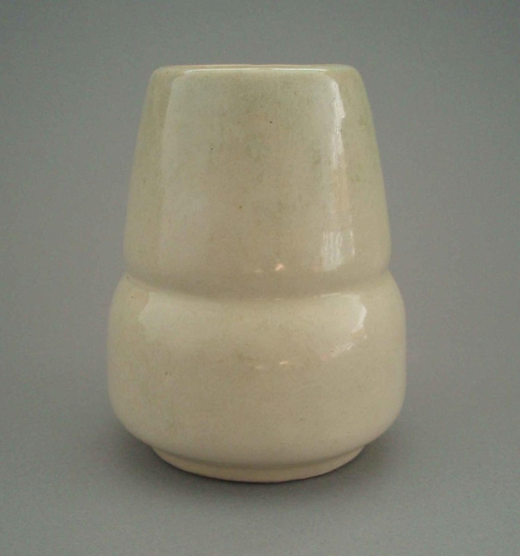 Vase; Amalgamated Brick and Pipe Company Limited; 1940-1960; 2008.1.300