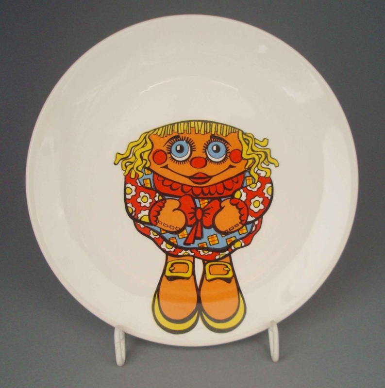 Child's bread and butter plate - Sally Anne pattern; Crown Lynn Potteries Limited; 1982-1988; 2008.1.507 Child's bread and butter plate - Sally Anne pattern; Crown Lynn Potteries Limited; 1982-1988; 2008.1.507