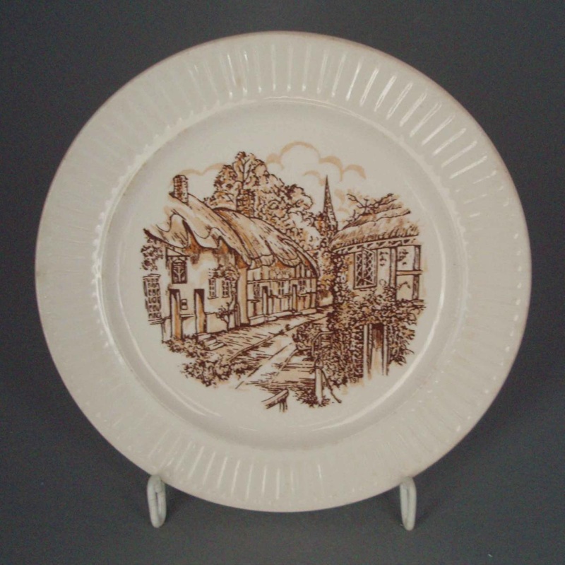 Bread and butter plate - Tradition pattern; Crown Lynn Potteries Limited; 1969-1989; 2008.1.1483 Bread and butter plate - Tradition pattern; Crown Lynn Potteries Limited; 1969-1989; 2008.1.1483