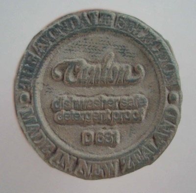 Backstamp - Canton; Crown Lynn Potteries Limited; 1977-1985; 2008.1.1676