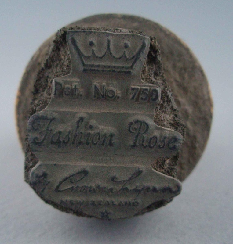 Backstamp - Fashion Rose; Crown Lynn Potteries Limited; 1959-1970; 2008.1.2111