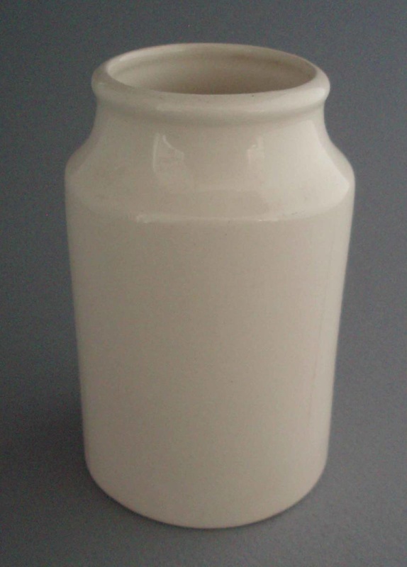 Ball point pen jar; Crown Lynn Potteries Limited; 1969-1989; 2008.1.1798