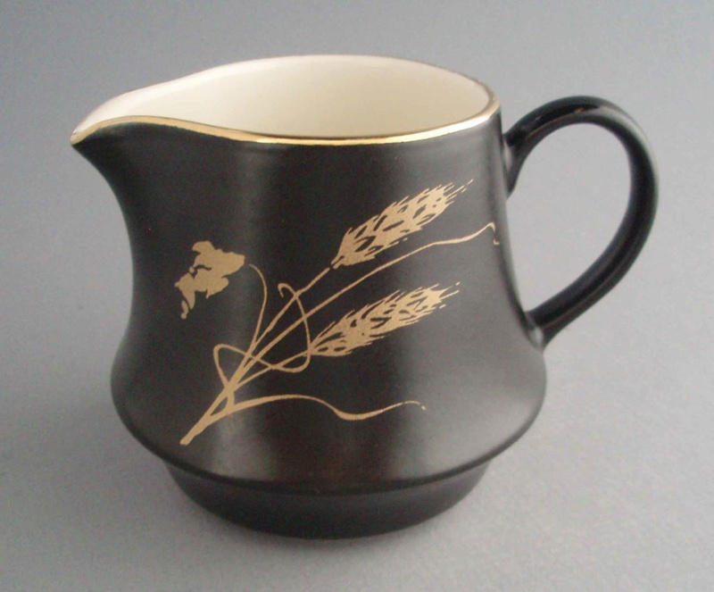 Cream jug - Wild wheat pattern; Crown Lynn Potteries Limited; 1982-1987; 2008.1.1631 Cream jug - Wild wheat pattern; Crown Lynn Potteries Limited; 1982-1987; 2008.1.1631