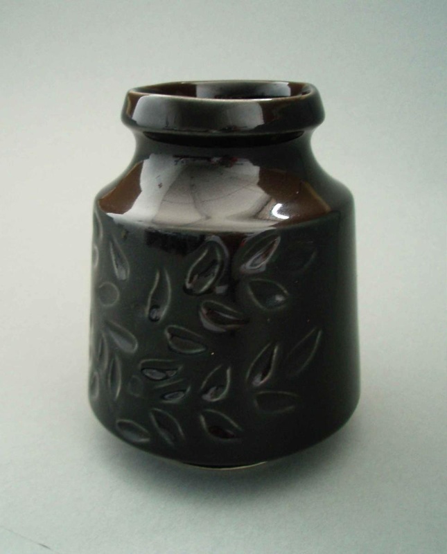 Leaf spray vase; Titian Potteries (1965) Limited; 1965-1979; 2008.1.227