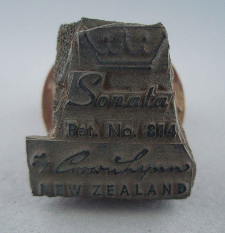 Backstamp - Sonata; Crown Lynn Potteries Limited; 1965-1975; 2008.1.2118