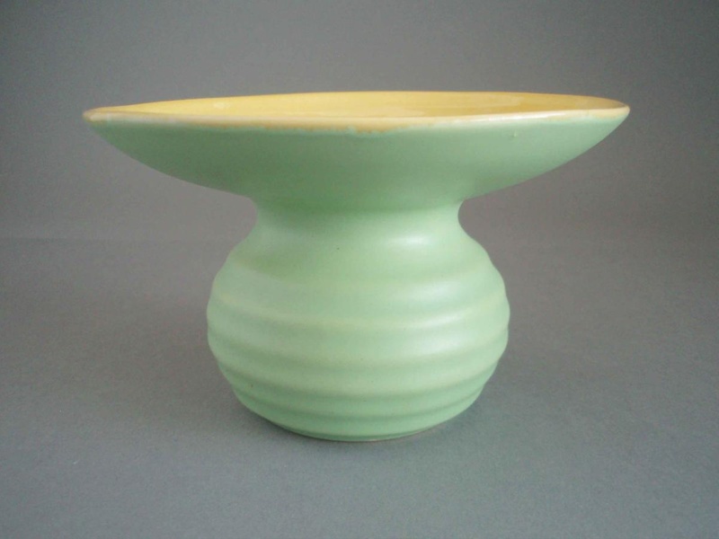 Vase - plate top; Crown Lynn Potteries Limited; 1946-1957; 2008.1.168