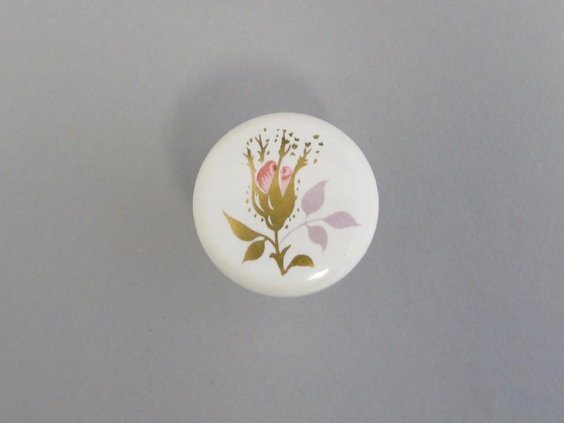 Handle or knob - Chintz bud pattern; Crown Lynn Technical Ceramics Limited; 1962-1975; 2016.6.10