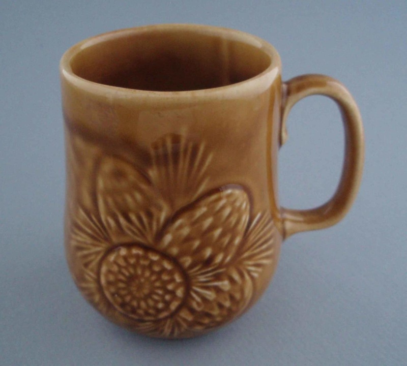Mug - pine cone; Titian Potteries (1965) Limited; 1977-1989; 2008.1.2296