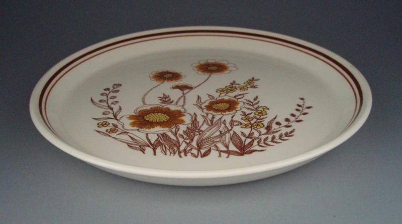 Dinner Plate Wild Flowers Pattern Crown Lynn Potteries Limited 1971