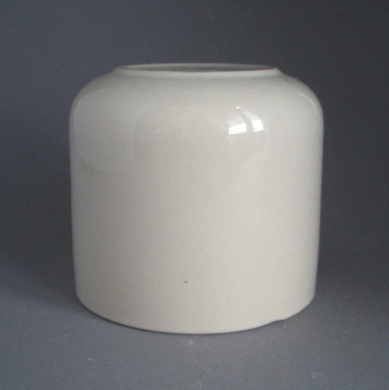 Electrical insulator; Crown Lynn Technical Ceramics Limited; 1964-1989; 2009.1.1947