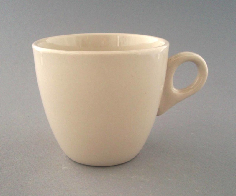 Cup; Crown Lynn Potteries Limited; 1980-1989; 2009.1.1578