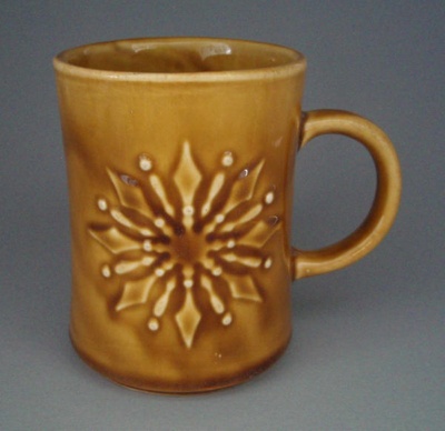 Mug - geometric; Titian Potteries (1965) Limited; 1971-1981; 2008.1.2255