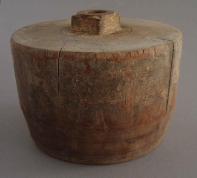 Chum; Crown Lynn Potteries Limited; 1940-1960; 2009.1.1852