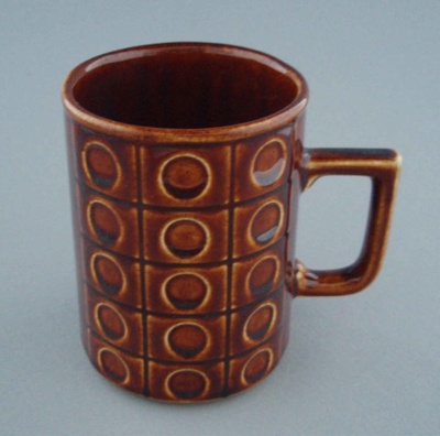 Mug - geometric; Titian Potteries (1965) Limited; 1972-1982; 2008.1.2268
