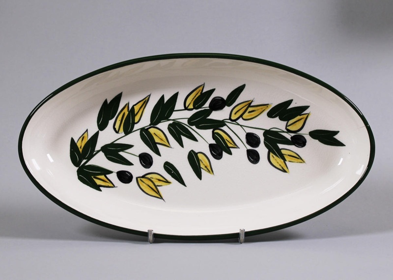 Dish - Olive; Studio Ceramics NZ Ltd; 2017.1.234