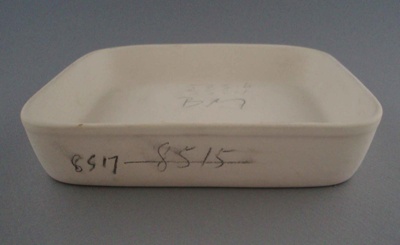 Casserole - bisque; Crown Lynn Potteries Limited; 1977-1989; 2008.1.1992